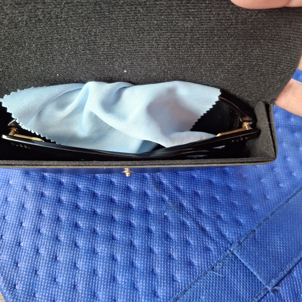 Gucci glasses - Picture 6 of 7